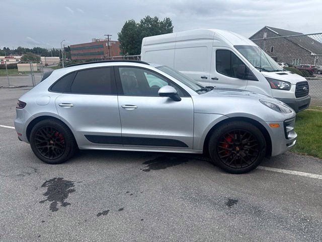 Used 2018 Porsche Macan GTS AWD/4WD image 6