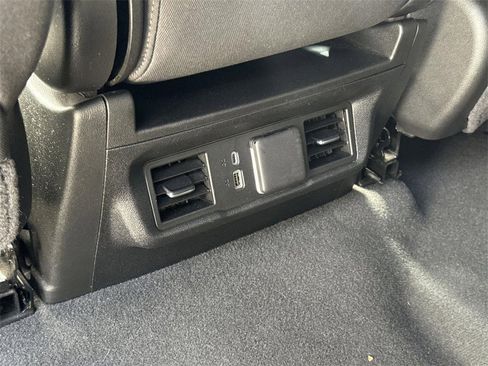 Used 2025 Chevrolet Silverado 1500 LT image 20