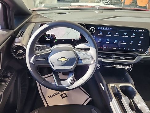 New 2026 Chevrolet Equinox EV LT w/ Comfort Package image 15