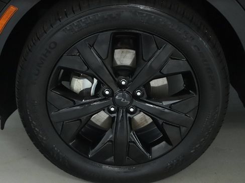Used 2025 Kia Sportage X-Line w/ Premium Package AWD/4WD image 40