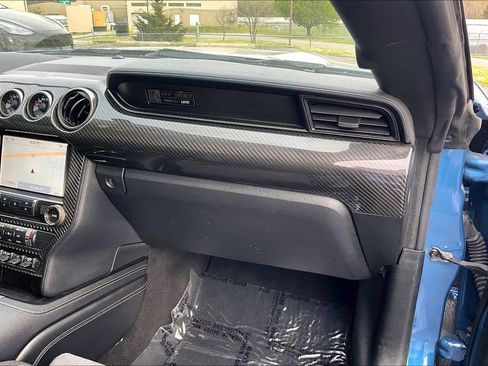 Used 2020 Ford Mustang Shelby GT350 w/ Technology Package image 27