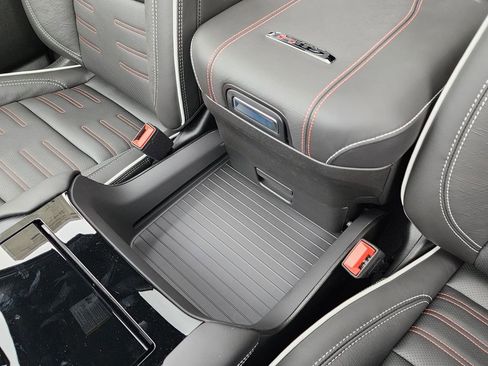 New 2026 GMC Yukon XL AT4 Ultimate image 39