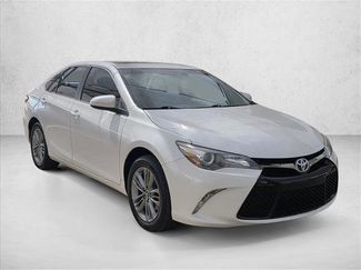 Used 2016 Toyota Camry SE w/ Moonroof Package video 3