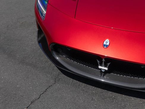 Used 2022 Maserati MC20 Coupe image 15