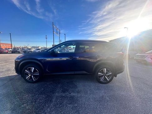 Certified 2024 Nissan Rogue SL image 5