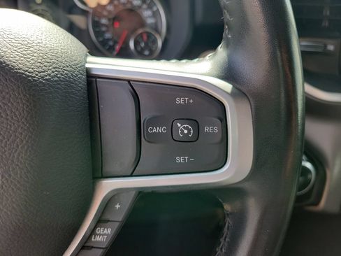 Used 2024 RAM 2500 Big Horn AWD/4WD image 23