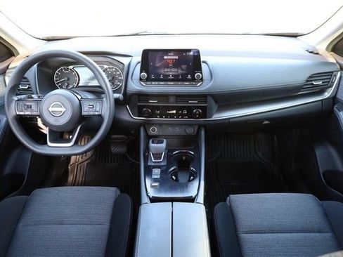 Certified 2023 Nissan Rogue SV FWD image 22