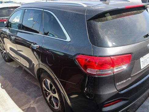 Used 2017 Kia Sorento EX w/ EX V6 Premium Package image 7