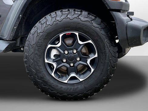Used 2022 Jeep Wrangler Sport AWD/4WD image 9