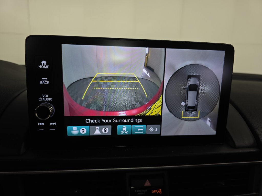 Used 2025 Honda Pilot Black Edition image 18