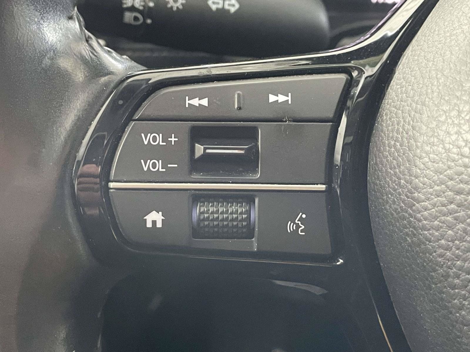 Used 2024 Honda HR-V EX-L image 21