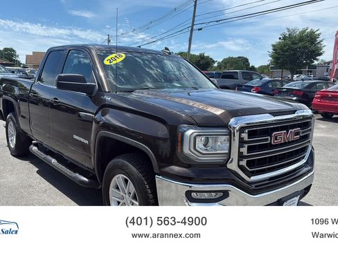 Used 2018 GMC Sierra 1500 SLE w/ SLE Value Package AWD/4WD image 1