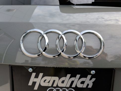 Certified 2022 Audi Q3 2.0T Premium Plus w/ Premium Plus Package image 39