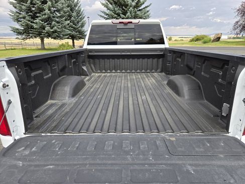 Used 2023 Chevrolet Silverado 3500 High Country w/ Technology Package image 10