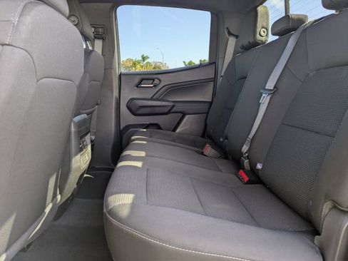 Used 2024 GMC Canyon Elevation w/ Convenience Package image 15