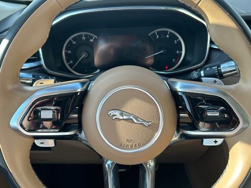 Certified 2022 Jaguar F-PACE S image 24