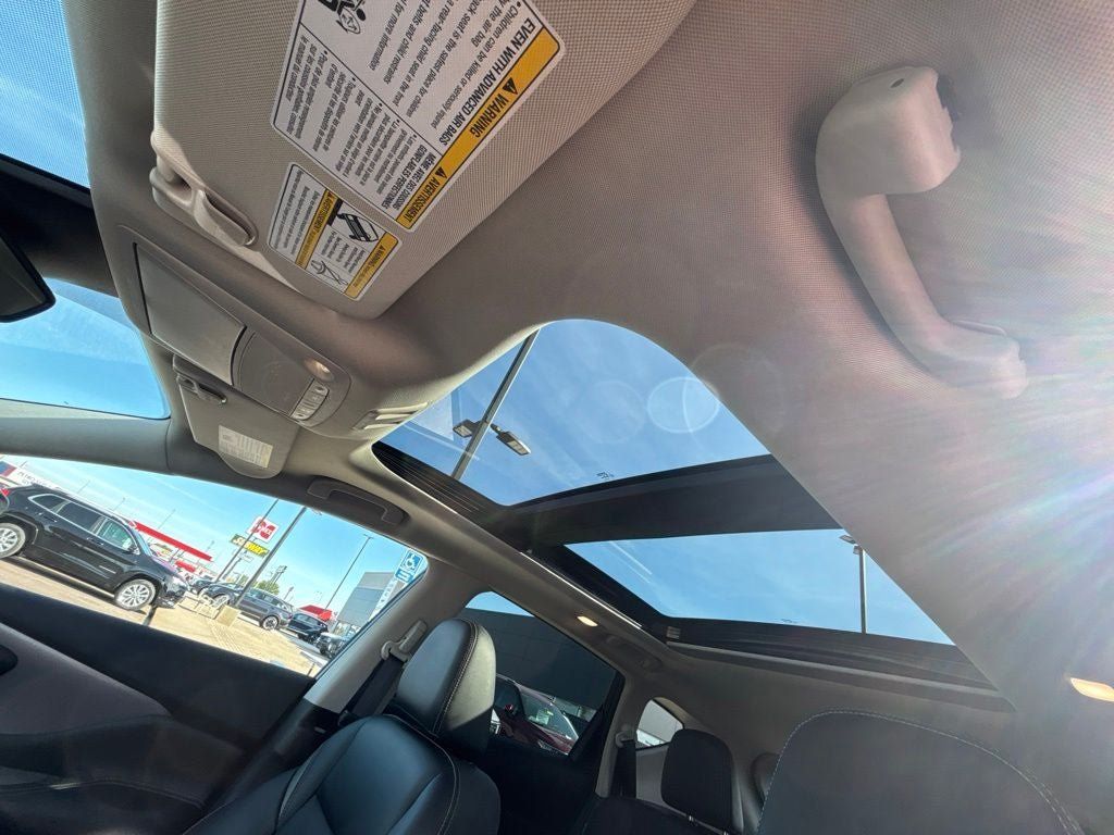 Used 2024 Nissan Murano SL AWD/4WD image 15