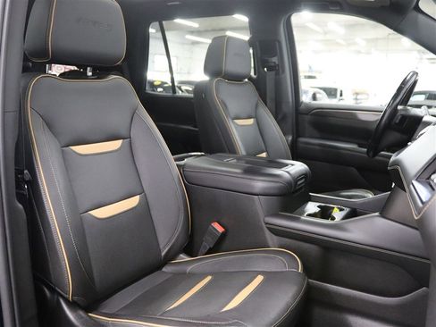 Used 2022 GMC Yukon AT4 AWD/4WD image 37