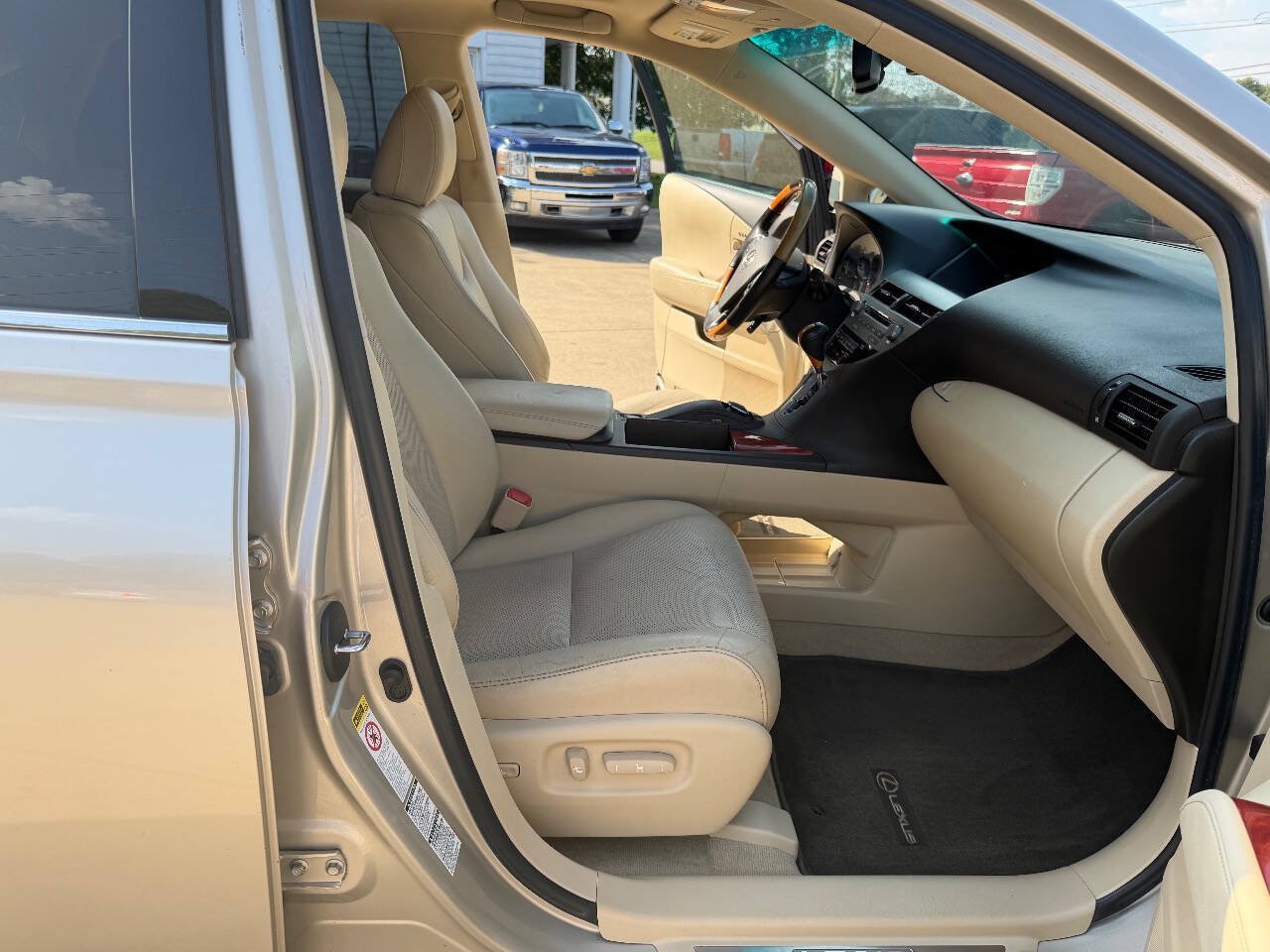 Used 2011 Lexus RX 350 AWD w/ Premium Pkg image 18