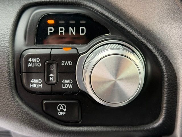 Used 2023 RAM 1500 Laramie AWD/4WD image 31