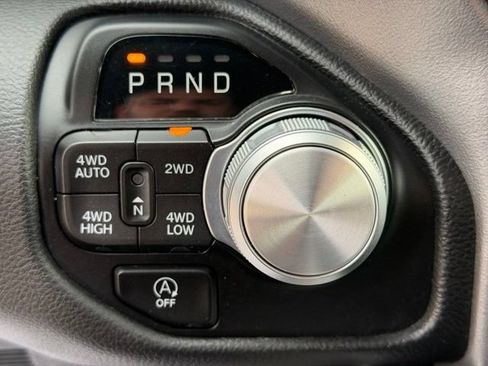 Used 2023 RAM 1500 Laramie AWD/4WD image 31