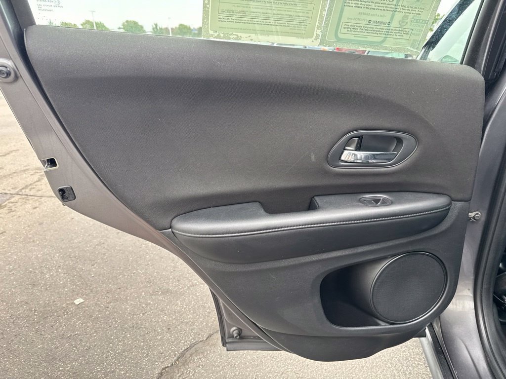 Certified 2018 Honda HR-V LX image 28
