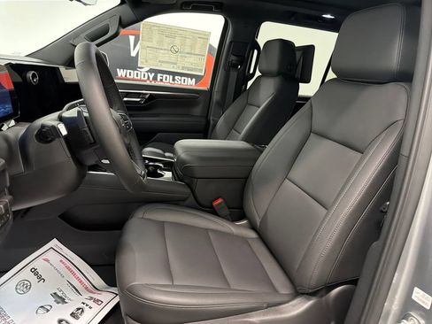New 2026 Chevrolet Tahoe Z71 w/ Z71 Off-Road Package AWD/4WD image 12