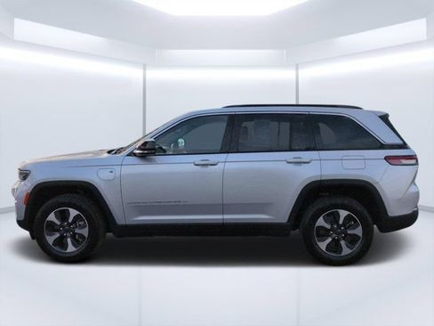 Used 2024 Jeep Grand Cherokee Limited 4xe AWD/4WD image 6