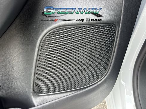 New 2026 Chrysler Pacifica Limited w/ S Appearance Package image 19