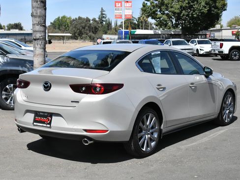 Used 2024 MAZDA MAZDA3 s FWD image 8