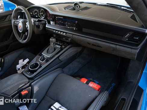 Used 2022 Porsche 911 GT3 image 36