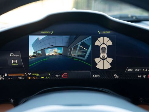 Used 2024 Ferrari SF90 Spider image 47