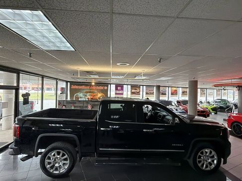 Used 2016 GMC Sierra 1500 Denali w/ Enhanced Driver Alert Package image 5