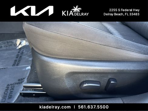 Used 2022 Nissan Altima 2.5 SV image 19