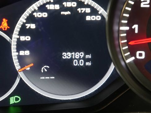 Certified 2023 Porsche Cayenne Turbo AWD/4WD image 26