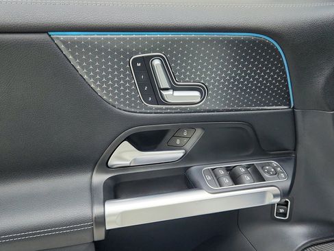Certified 2024 Mercedes-Benz EQB 250+ image 17