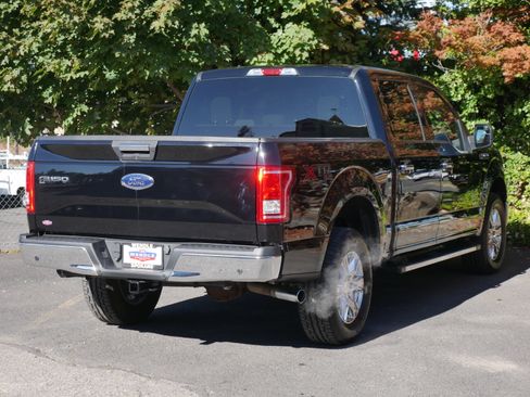 Used 2017 Ford F150 XLT w/ XTR Package image 23