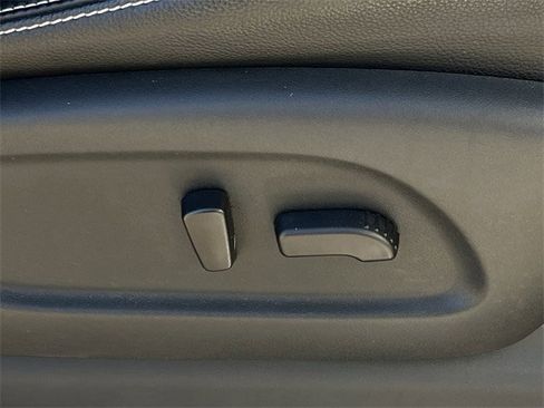 Used 2019 Nissan Titan PRO-4X w/ Pro-4x Convenience Package image 30