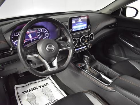 Used 2023 Nissan Sentra SR w/ SR Premium Package FWD image 14