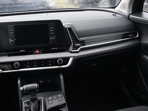 Used 2023 Kia Sportage LX image 25