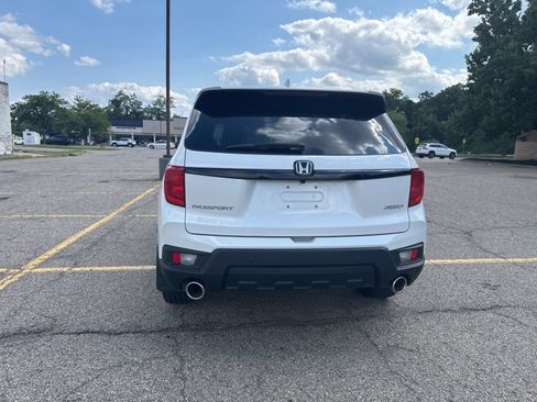 Used 2025 Honda Passport EX-L image 31