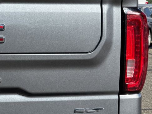 Used 2020 GMC Sierra 1500 SLT w/ SLT Premium Plus Package AWD/4WD image 49