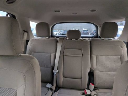 Certified 2022 Ford Explorer XLT AWD/4WD image 49