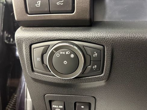 Used 2021 Ford Expedition Max Limited RWD image 18