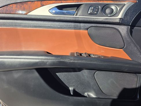 Used 2020 Lincoln MKZ Reserve w/ Monochromatic Package image 24