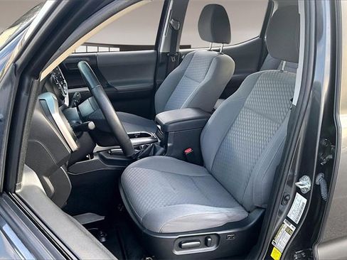 Used 2021 Toyota Tacoma SR5 image 20