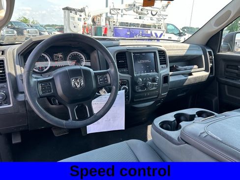 Used 2019 RAM 1500 Express w/ Express Value Package AWD/4WD image 11