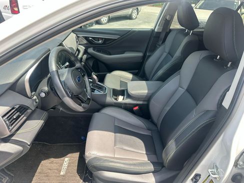 Used 2024 Subaru Outback Onyx Edition AWD/4WD image 11