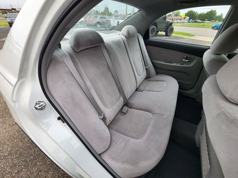 Used 2007 Kia Spectra EX FWD image 19