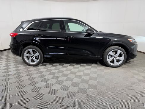 Used 2025 Audi Q5 Premium Plus w/ Premium Plus image 8